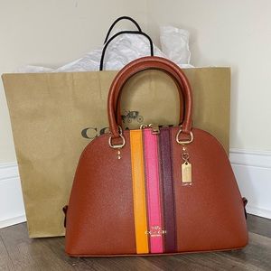 100% authentic
Coach 2839 Leather Varsity Stripe Katy Satchel